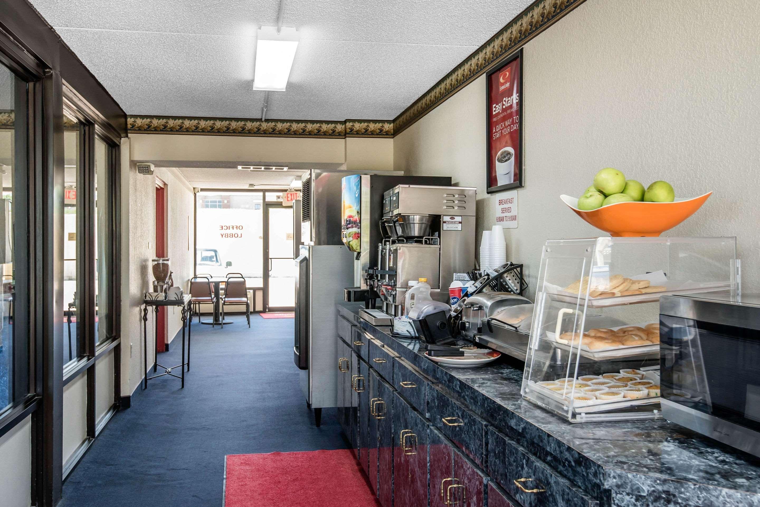 Econo Lodge Oak Grove-Blue Springs Экстерьер фото
