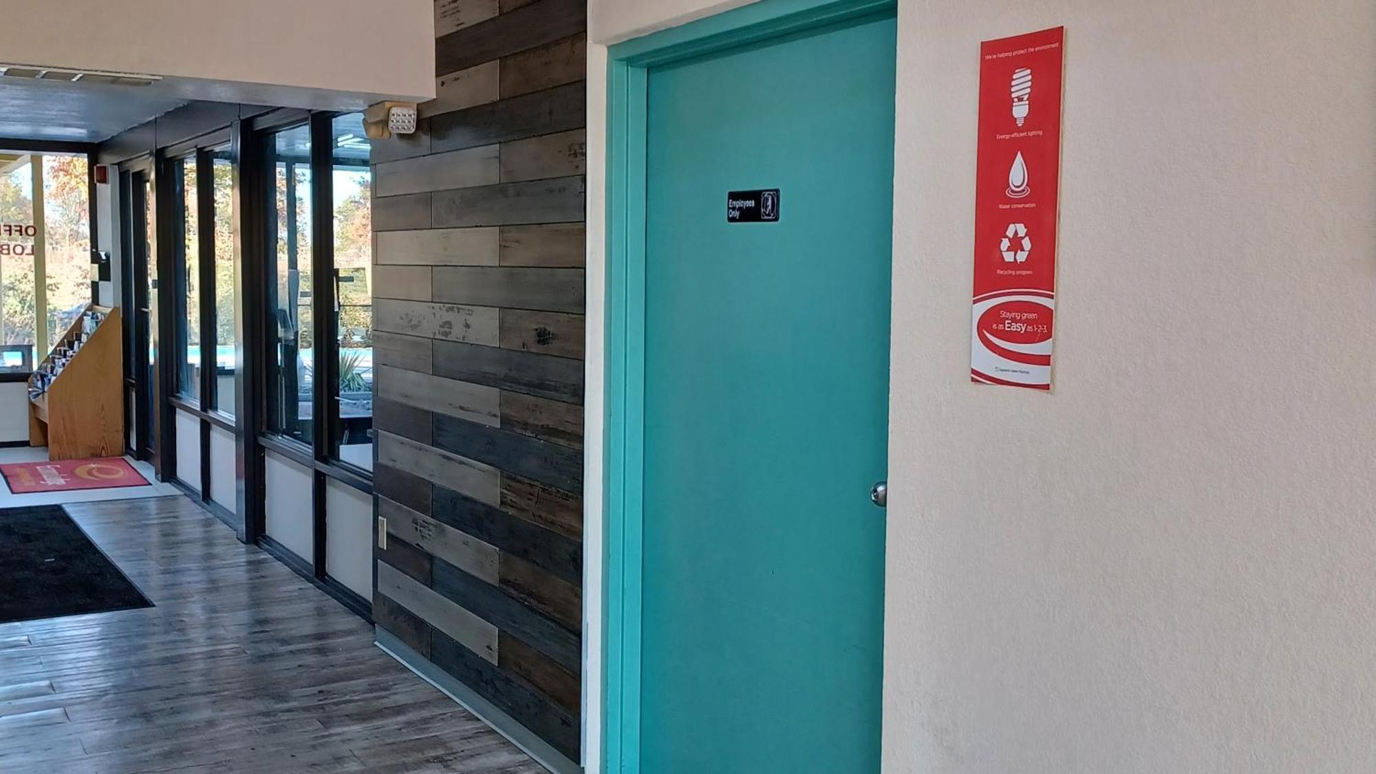 Econo Lodge Oak Grove-Blue Springs Экстерьер фото