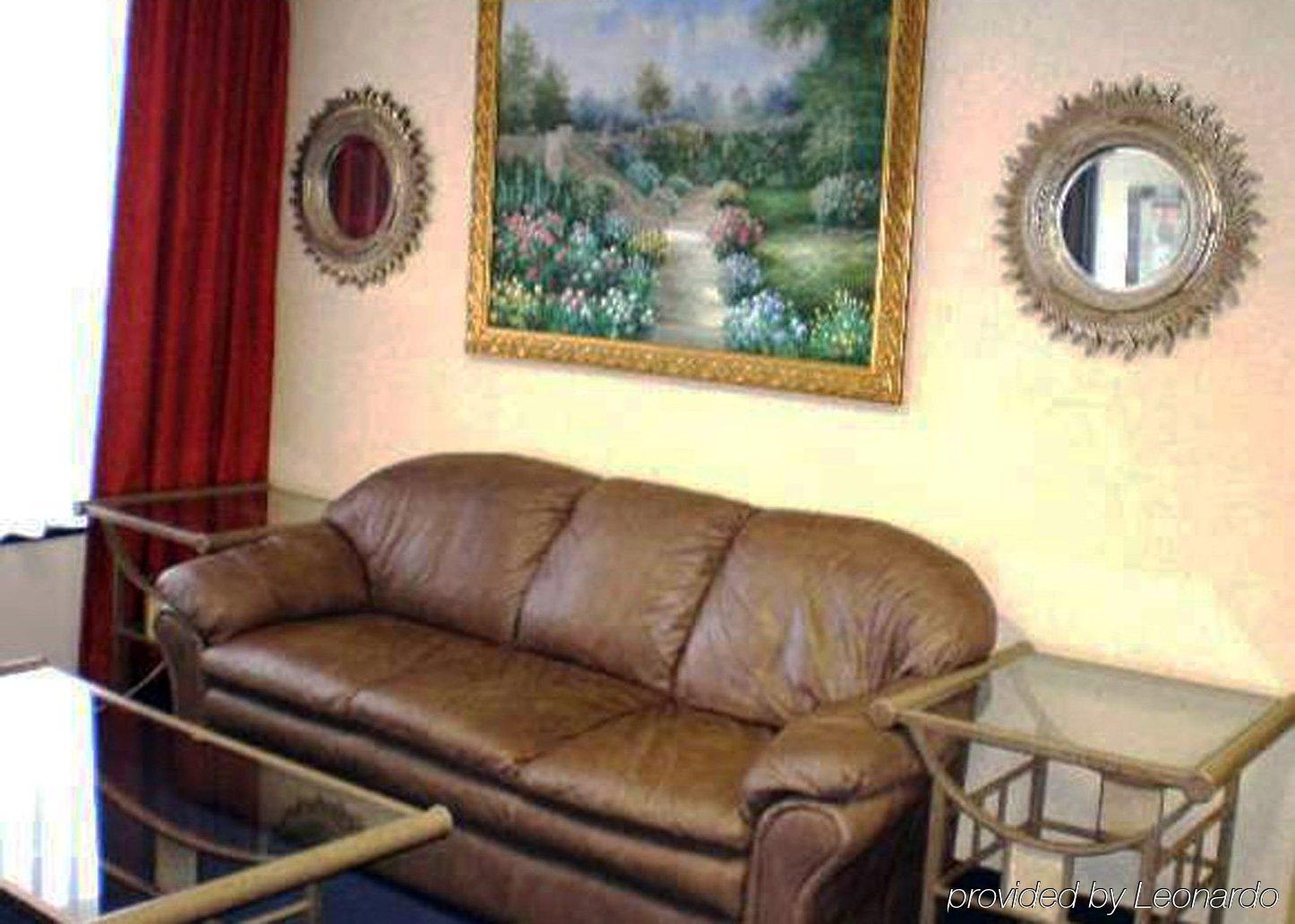 Econo Lodge Oak Grove-Blue Springs Экстерьер фото